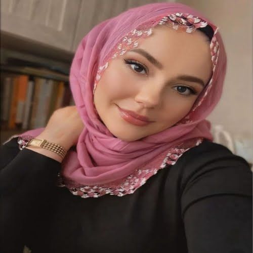 İnhisar Büyük Memeli Bayan Escort Neval